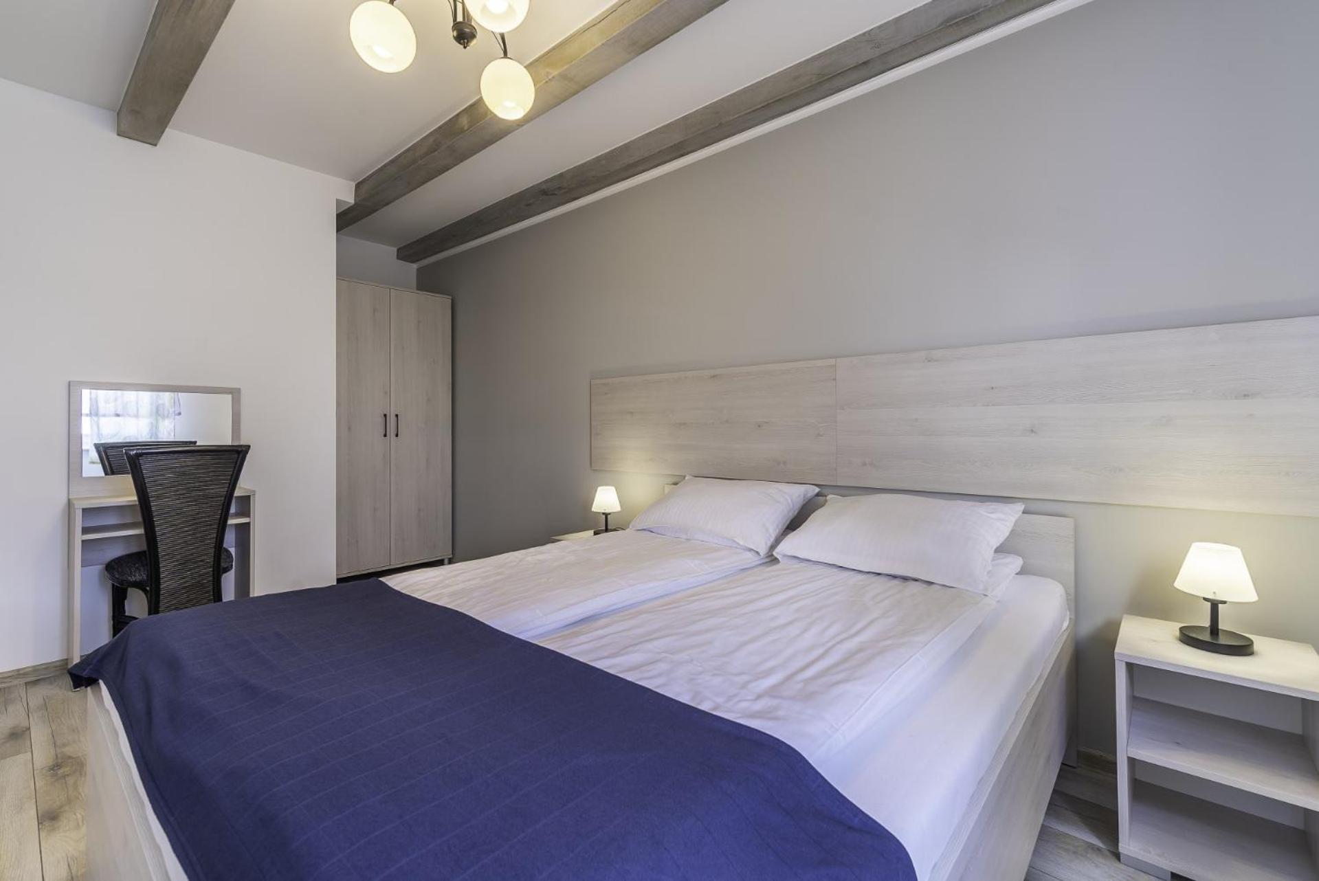 Frajda Domki - Apartamenty 6-Osobowe - Salon I Dwie Sypialnie Oraz Studia 4-Osobowe - Pokoj Z Aneksem Kuchennym Реваль Экстерьер фото